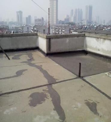 扬中漏水维修 楼顶漏水是什么原因，楼顶漏水维修方法是什么?